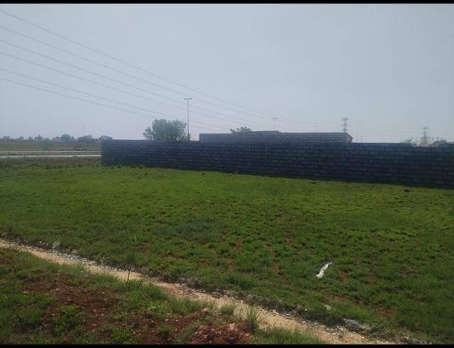 LAND FOR SALE IN VOSLOORUS EXT